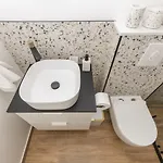 Bianco, Near Beach, Free Parking, Wi-fi דירה *